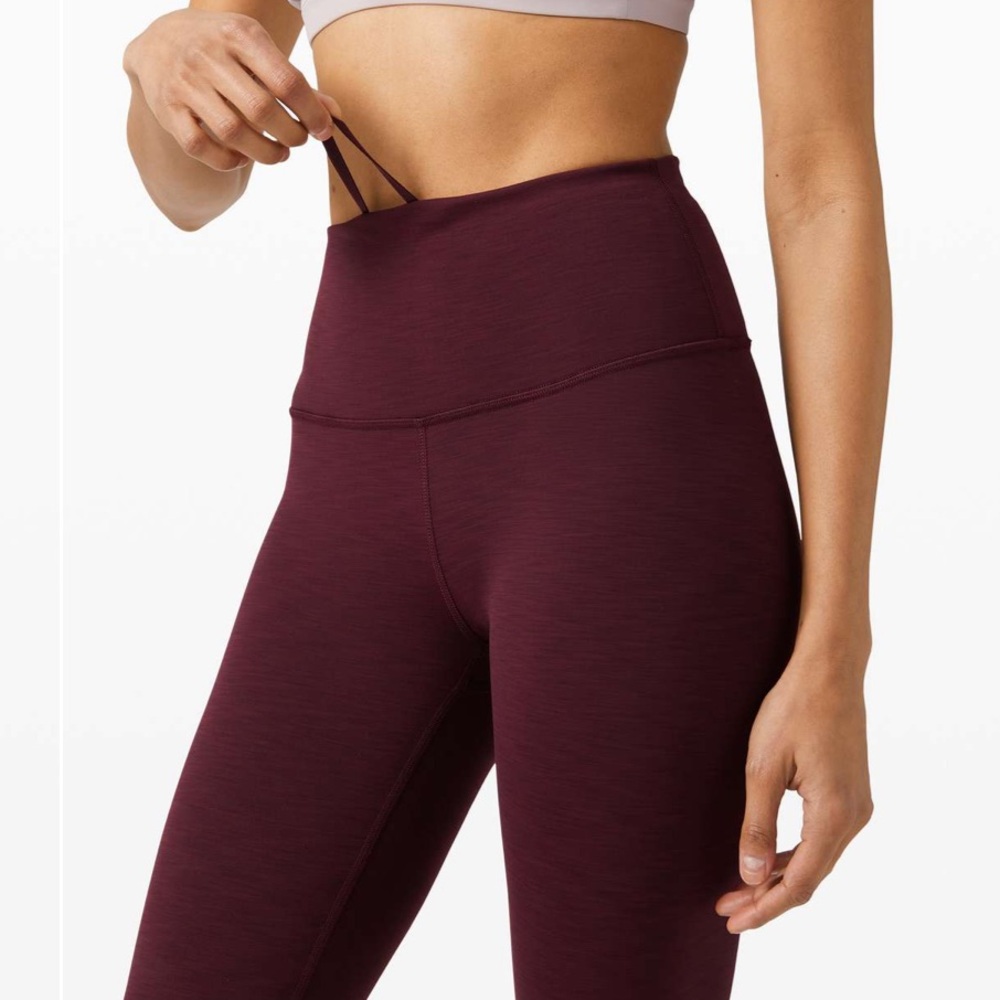 Lululemon Wunder Train High-Rise
Tight 25" - Like NEW
Heathered Cassis